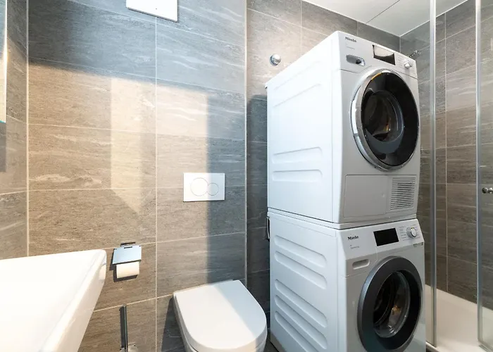 Beautiful Modern Family With Free Parking Daire