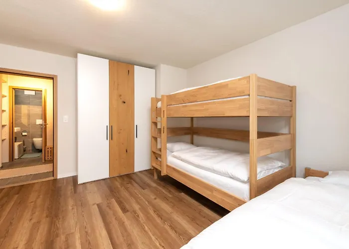 Beautiful Modern Family With Free Parking Daire