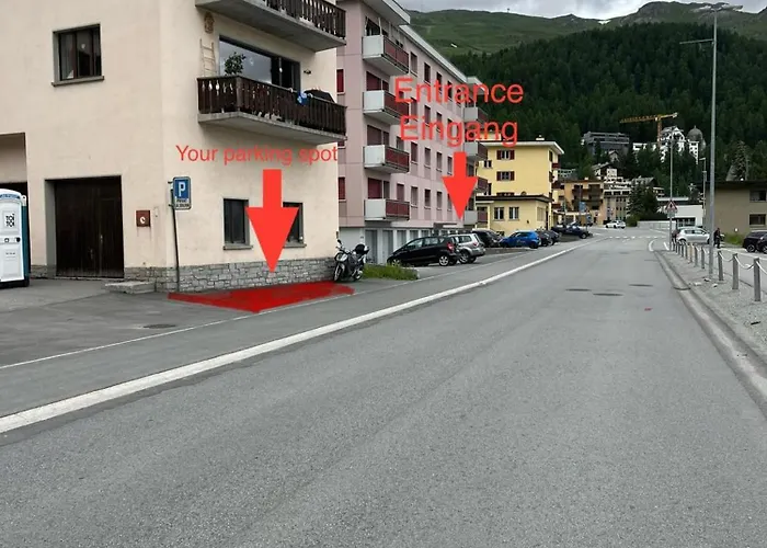 Beautiful Modern Family With Free Parking Apartment