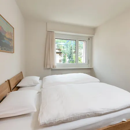 Beautiful Modern Family With Free Parking Appartement