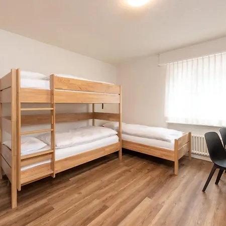 Beautiful Modern Family With Free Parking Appartement *